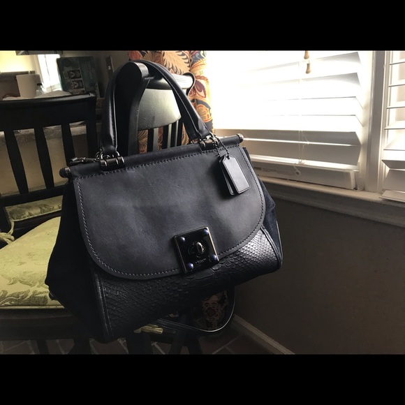 Coach Handbags - Coach Satchel